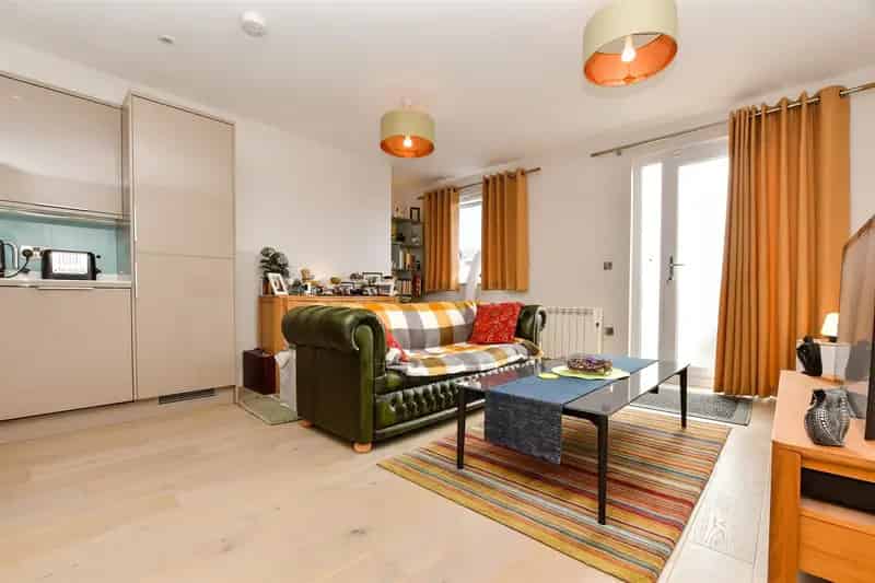 2 Bedroom Penthouse Apartment for Sale