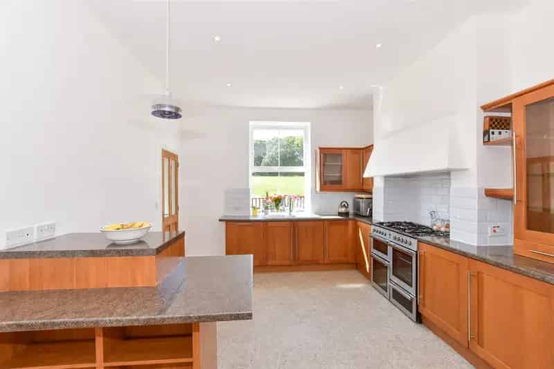 4 Bedroom Detached Victorian House For Sale
