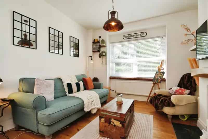Beautiful 2-Bedroom House in Brighton Near University