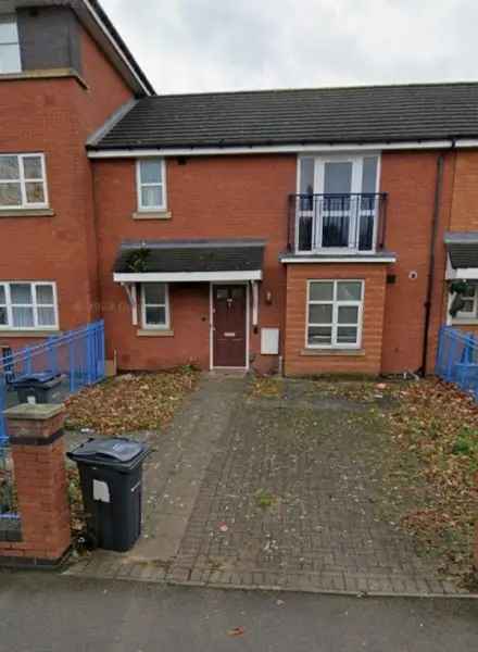 Flat For Rent in Birmingham, England