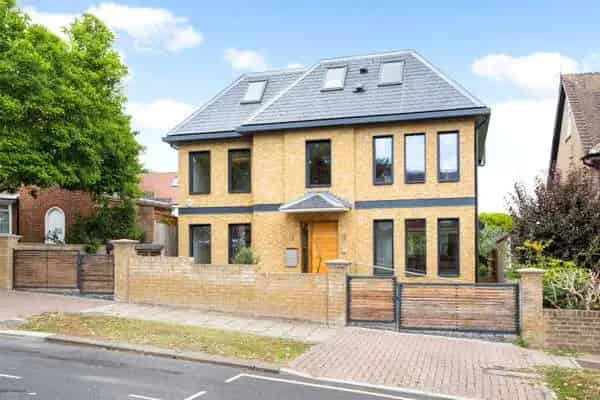 EPC A Rated Detached House in Putney with Large Garden and Family Accommodation