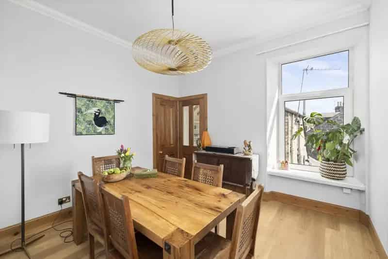 Impressive West End Double Upper Apartment with Private Garden