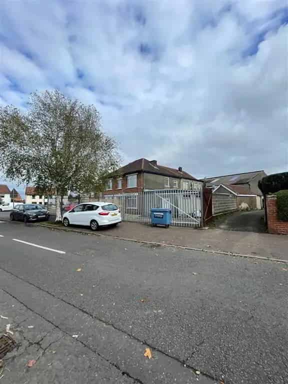 Retail Unit for Rent in Rosetta Town Centre
