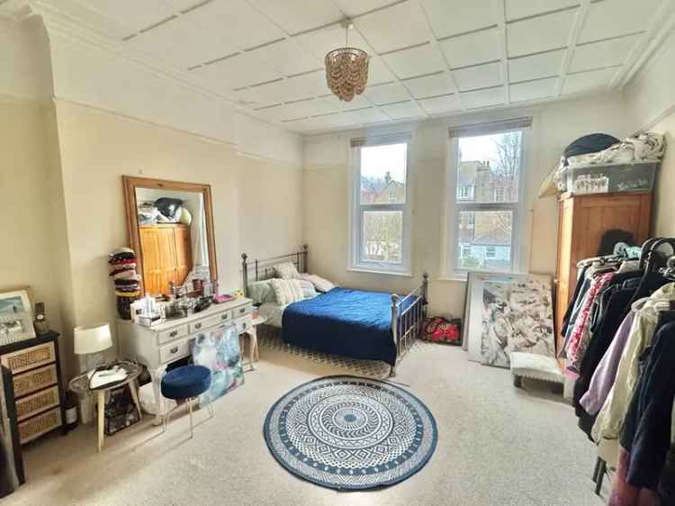 2 Bedroom Flat for Sale Folkestone Kent