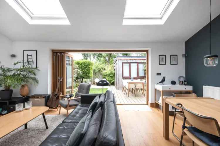 4 Bedroom House for Sale Cotswold Road