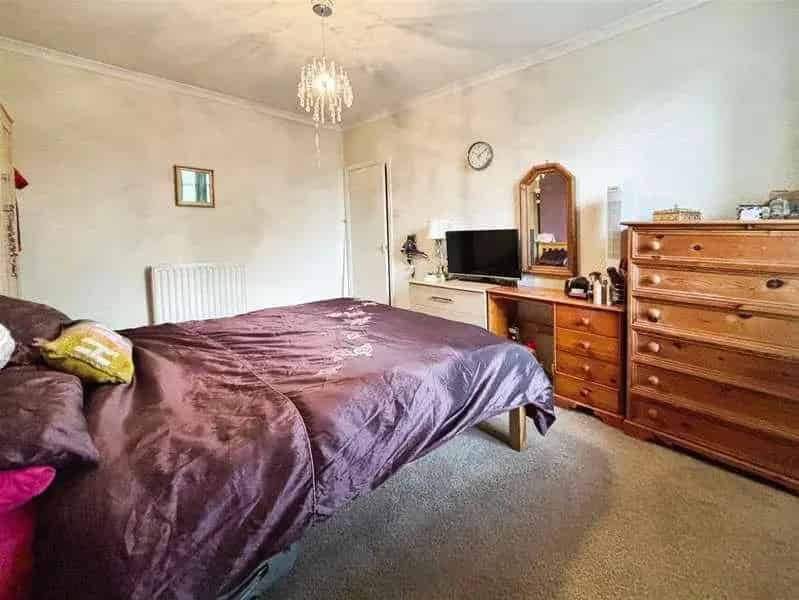 1 Bed House for Sale - First Time Buyers & Buy to Let Potential
