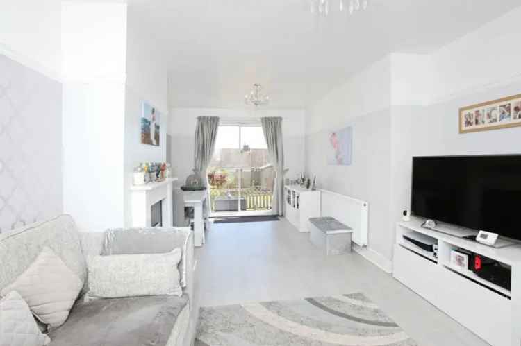 3 bedroom semi-detached house