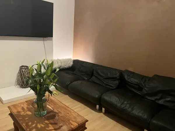 House For Rent in Glasgow, Scotland