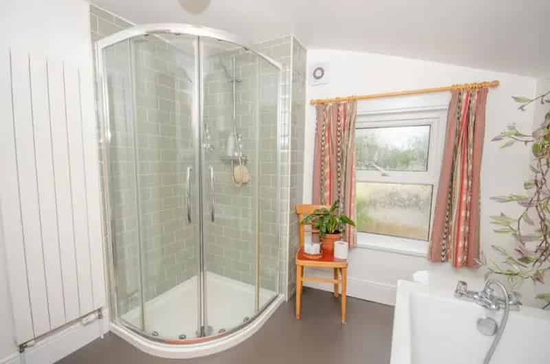 2 Bed House for Sale Near St George Park