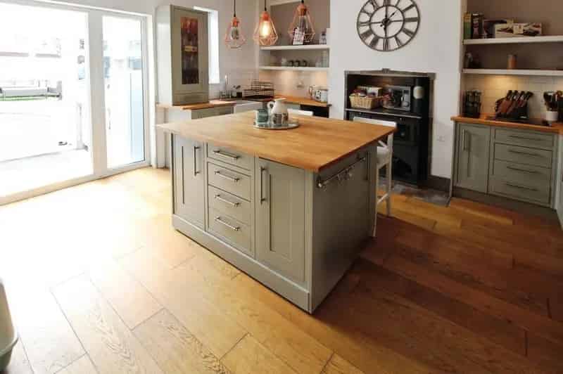 2 Bedroom Mid Terrace House For Sale Castleford WF10