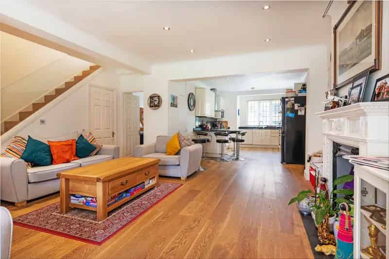 4 Bedroom House for Sale Manor Fields Putney