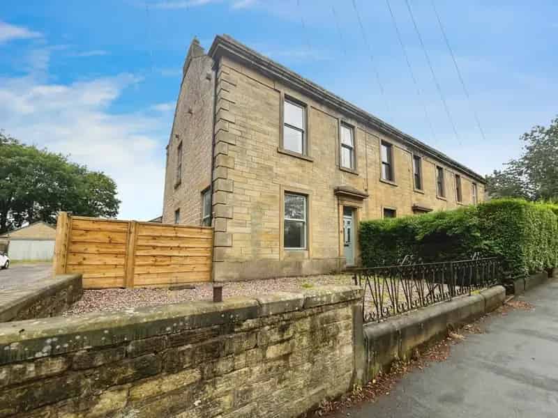 4 Bedroom End Terrace House for Sale Mottram Greater Manchester