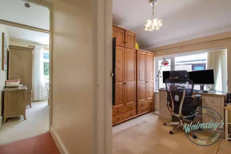 3 Bed Semi-Detached House for Sale