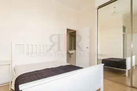 3 Room Flat 121m2 London - Students Sharers - Fully Furnished