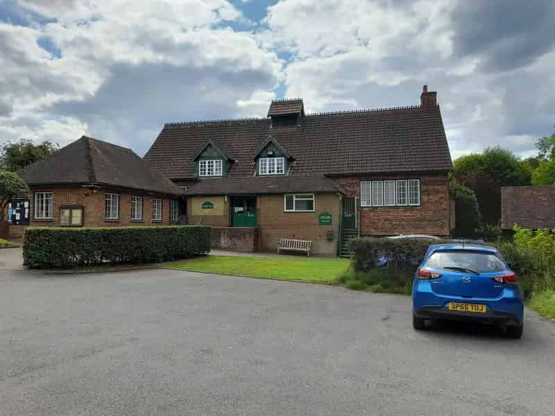 Refurbished Class E Office Space Albury Village Large Car Park
