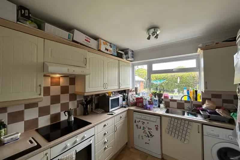 3 Bedroom House Haywards Heath Available August 2025