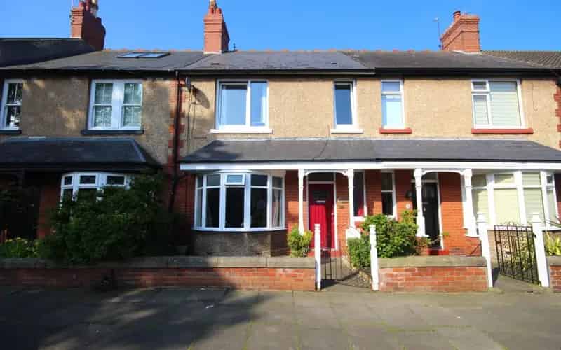3 bed house for sale