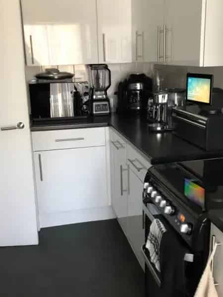 3 Bed Maisonette Family Home Peaceful Garden