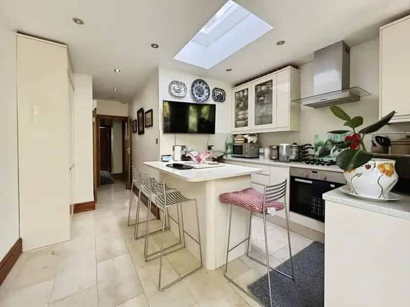 3 Bedroom Mid Terrace House for Sale London E13