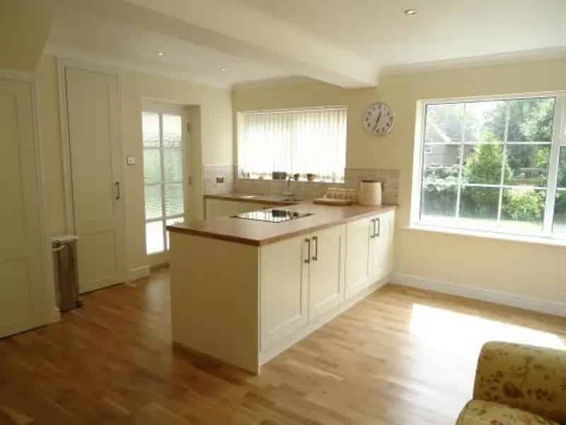4 bedroom House
 To Let