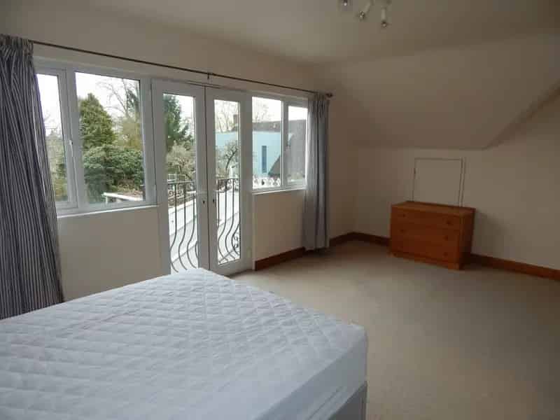 1 bedroom House of Multiple Occupation
 To Rent
