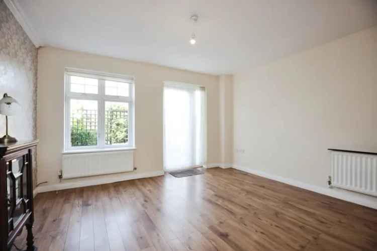 2 Bed End Terrace House Near Schools and Amenities