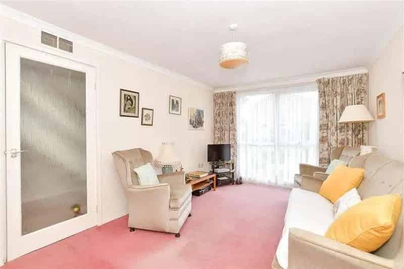 3 Bed Semi-Detached House for Sale