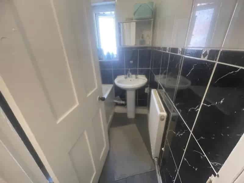 3 Bedroom Maisonette House to Rent