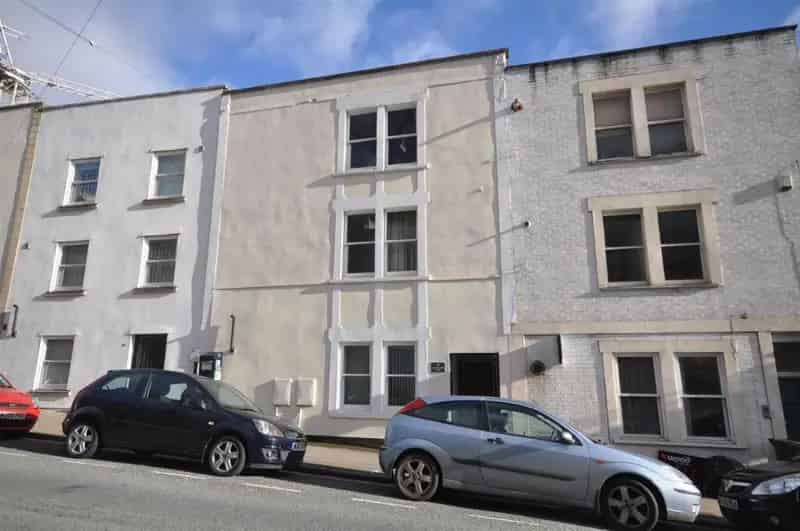 Studio Flat Near University City Centre Hospitals All Bills Included