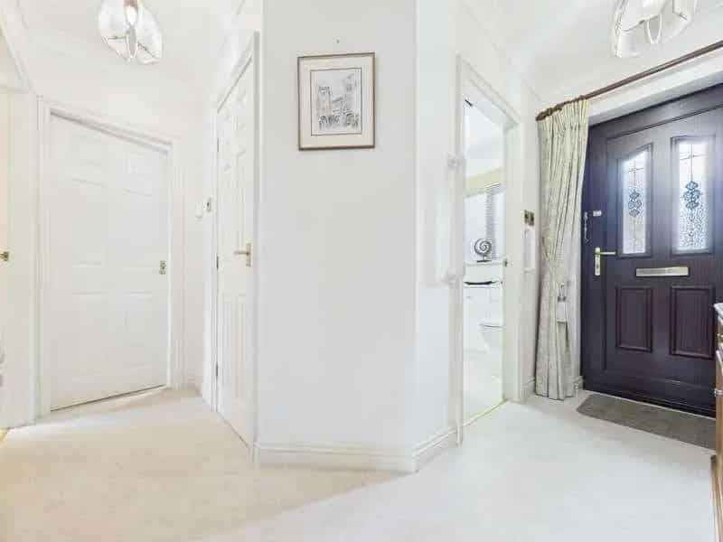 2 Bed Detached Bungalow for Sale