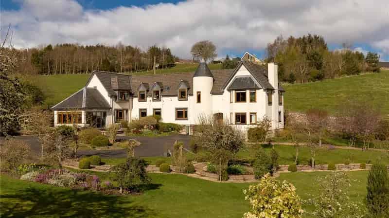Highfield House Newfargie Impressive Country House 585 Acres