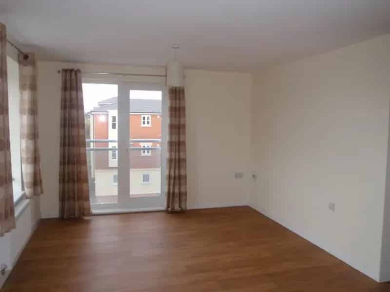 2 Bedroom Apartment Enfield To Let March 2025