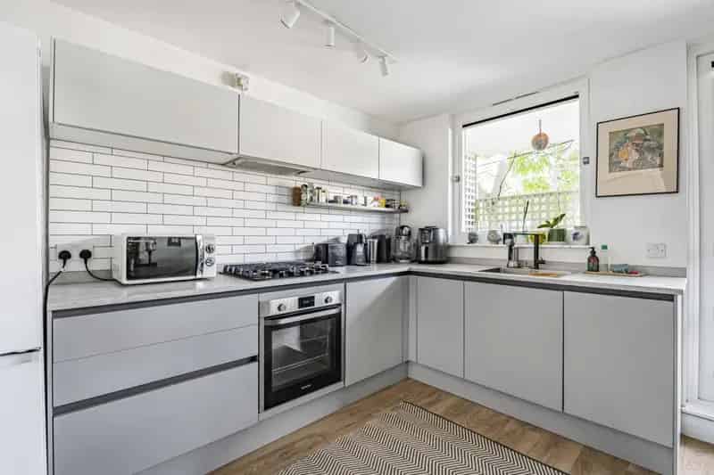 1 Bedroom Flat to Let Camberwell - Available September 2025