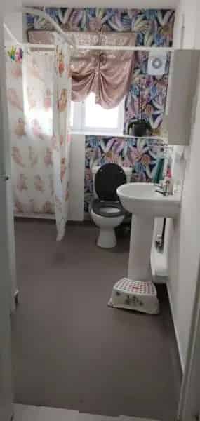 2 Bed Ground Floor Flat in Truro Pet Friendly Wheelchair Accessible