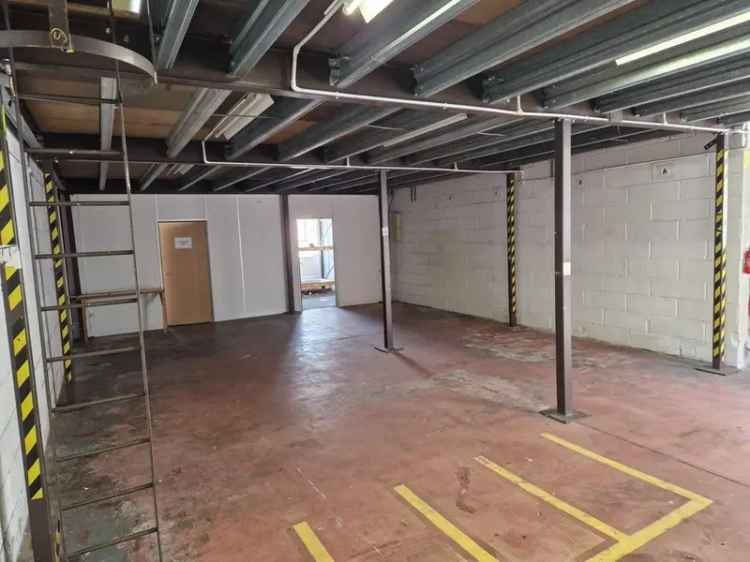 Light Industrial Unit Billericay Storage Workshop Mezzanine Office