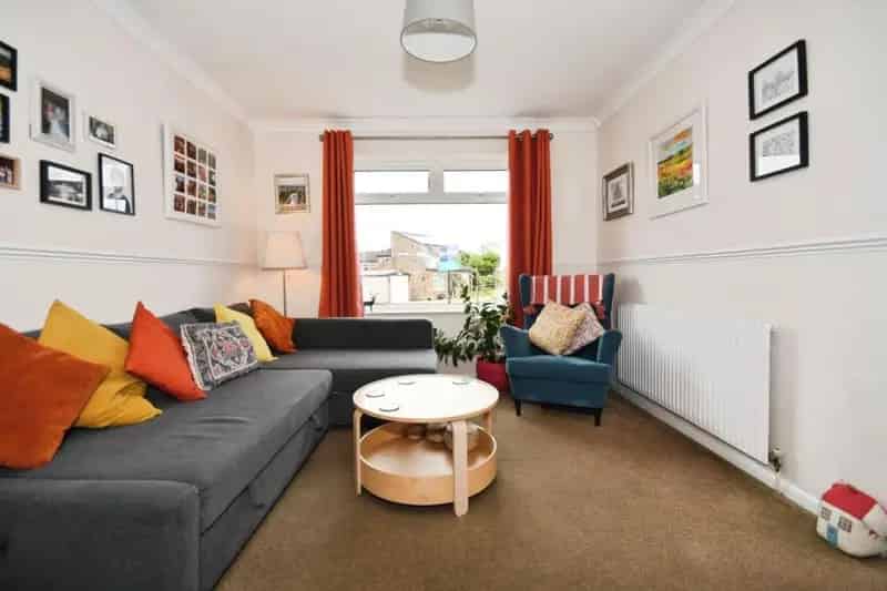 2 Bed House for Sale Ideal Starter Home
