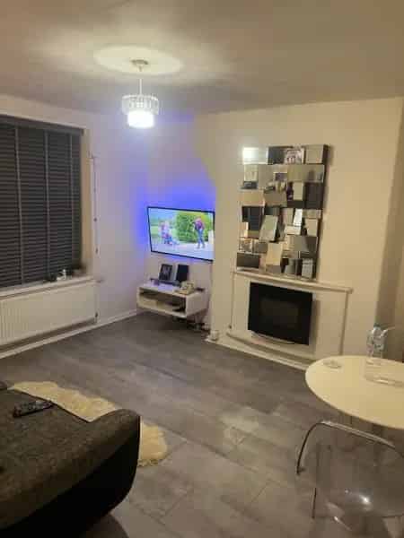 Greenwich Studio Flat Near DLR Station and Park