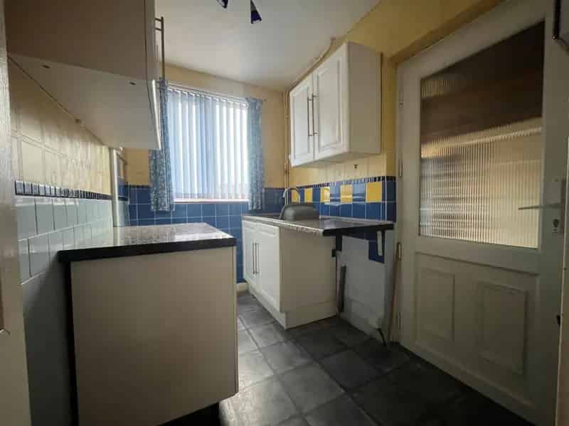 Three Bedroom House For Sale Great Potential No Upward Chain