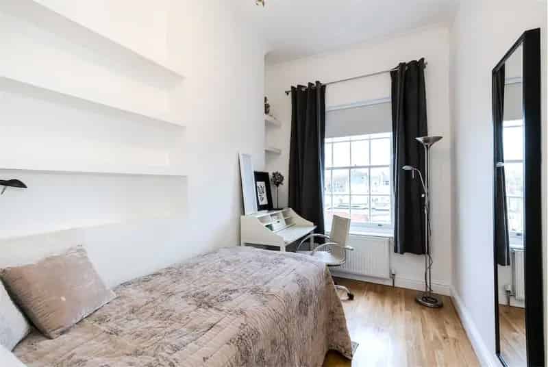 2 Bedroom Apartment Hyde Park Gardens London