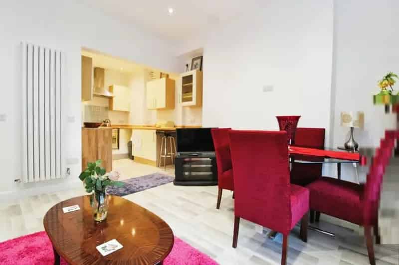 1 Bedroom Apartment Seaforth Road