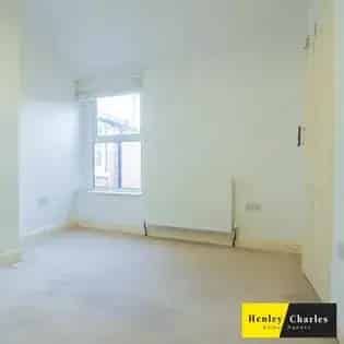3 Bedroom House 156m² Birmingham