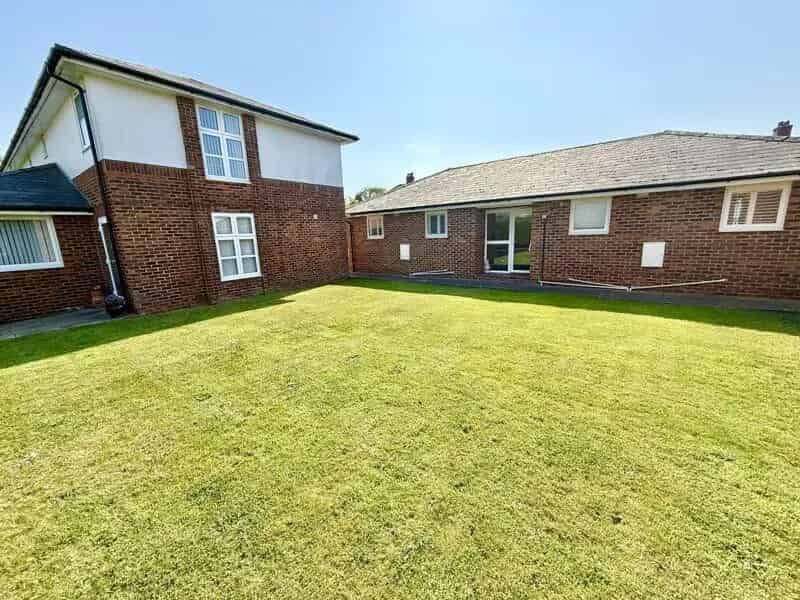 1 Bedroom Bungalow for Sale in Retirement Estate