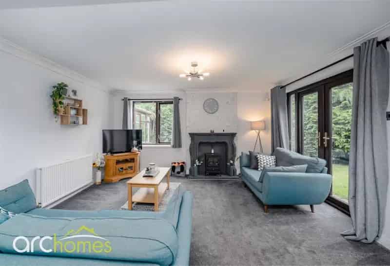 3 Bedroom Detached House For Sale Westhoughton