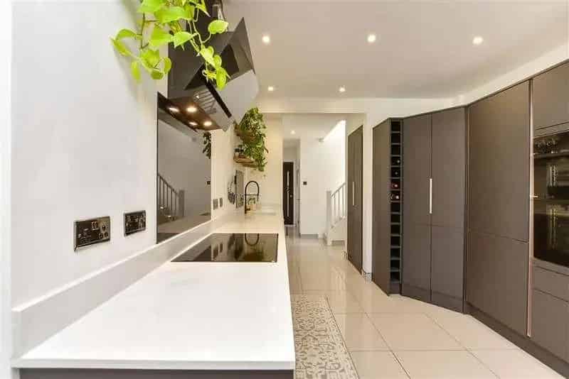 3 Bed House for Sale Near Minnis Bay Beach
