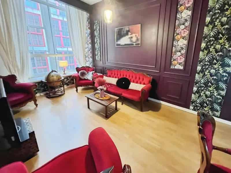 2 bedroom Flat
 To Let