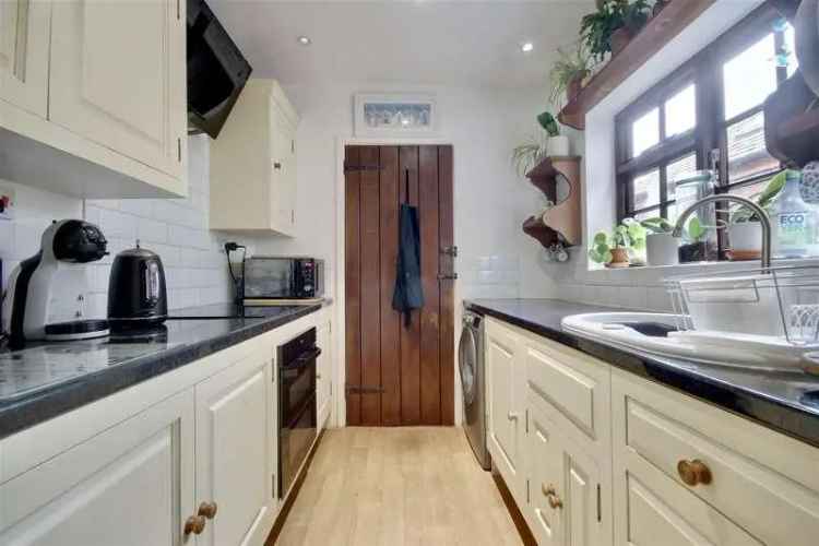 3 Bed Country Cottage for Sale