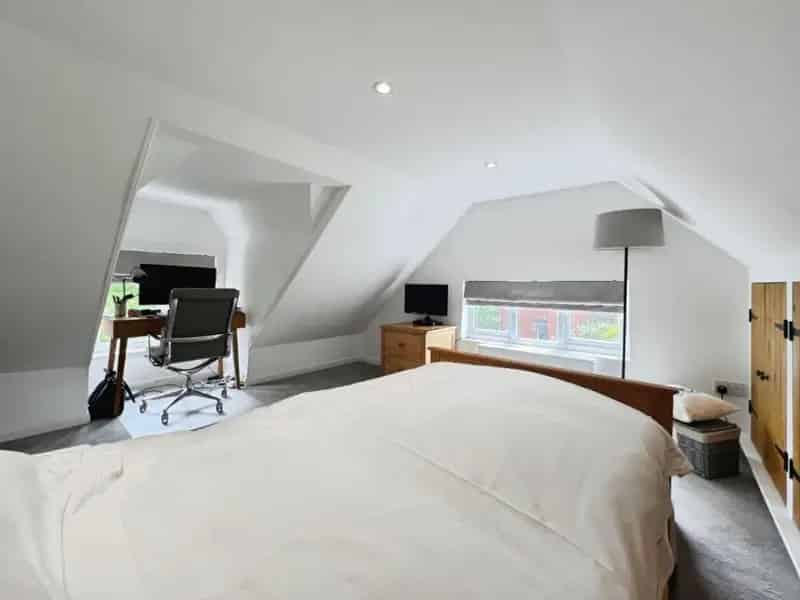 5 Bed Detached Cottage For Sale Cranbrook School Catchment