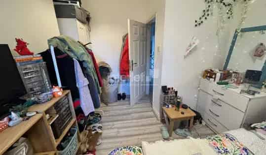 2 Bedroom Flat Cardiff Available July 2025