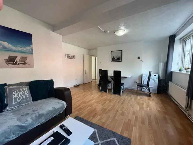 4 bedroom flat to rent