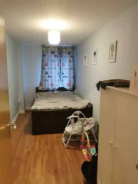 2 or 3 Bed House Wanted Near London